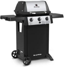 Broil King GEM 310 Gasgrill Inkl. Grillfürst Fettschiene - Modell 2023 21 Broil King GEM 310 Gasgrill Inkl. Grillfürst Fettschiene - Modell 2023 -GrillWelt Verkäufe 21509 broil king gem 320 seitlich 814152