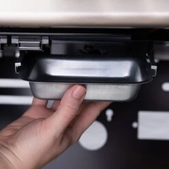 Broil King Baron S590 IR Gasgrill Inkl. Drehspieß + Infrarot-Seitenbrenner - Modell 2023 25 Broil King Baron S590 IR Gasgrill Inkl. Drehspieß + Infrarot-Seitenbrenner - Modell 2023 -GrillWelt Verkäufe 21977 Broil King Gasgrill 876982 BARON S 4 1607699153