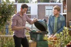 Big Green Egg MiniMax Keramikgrill Mit EGG Carrier Inkl. Zubehörpaket Mit Looftlighter -GrillWelt Verkäufe Big Green Egg MiniMax Balkongrill Tischgrill