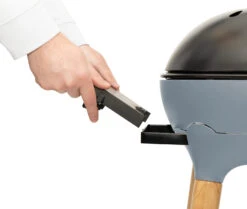 CADAC Gasgrill Citi Chef 40 FS BBQ / Dome Steel Grey, 30 Mbar 17 CADAC Gasgrill Citi Chef 40 FS BBQ / Dome Steel Grey, 30 Mbar -GrillWelt Verkäufe CADAC Citi Chef 40 FS Steel Grey Seitenablagen 1