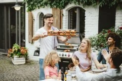 Enders Gasgrill Monroe Black Pro 4 IK Turbo -GrillWelt Verkäufe Enders Gasgrill Monroe Black Pro 4 IK Turbo Grillspass