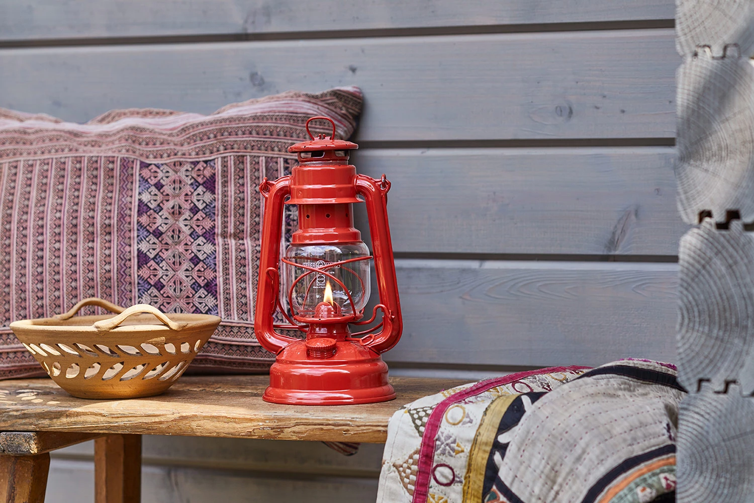 GrillWelt Verkäufe -GrillWelt Verkäufe Feuerhand Sturmlaterne 276 Brick Red Lifestyle