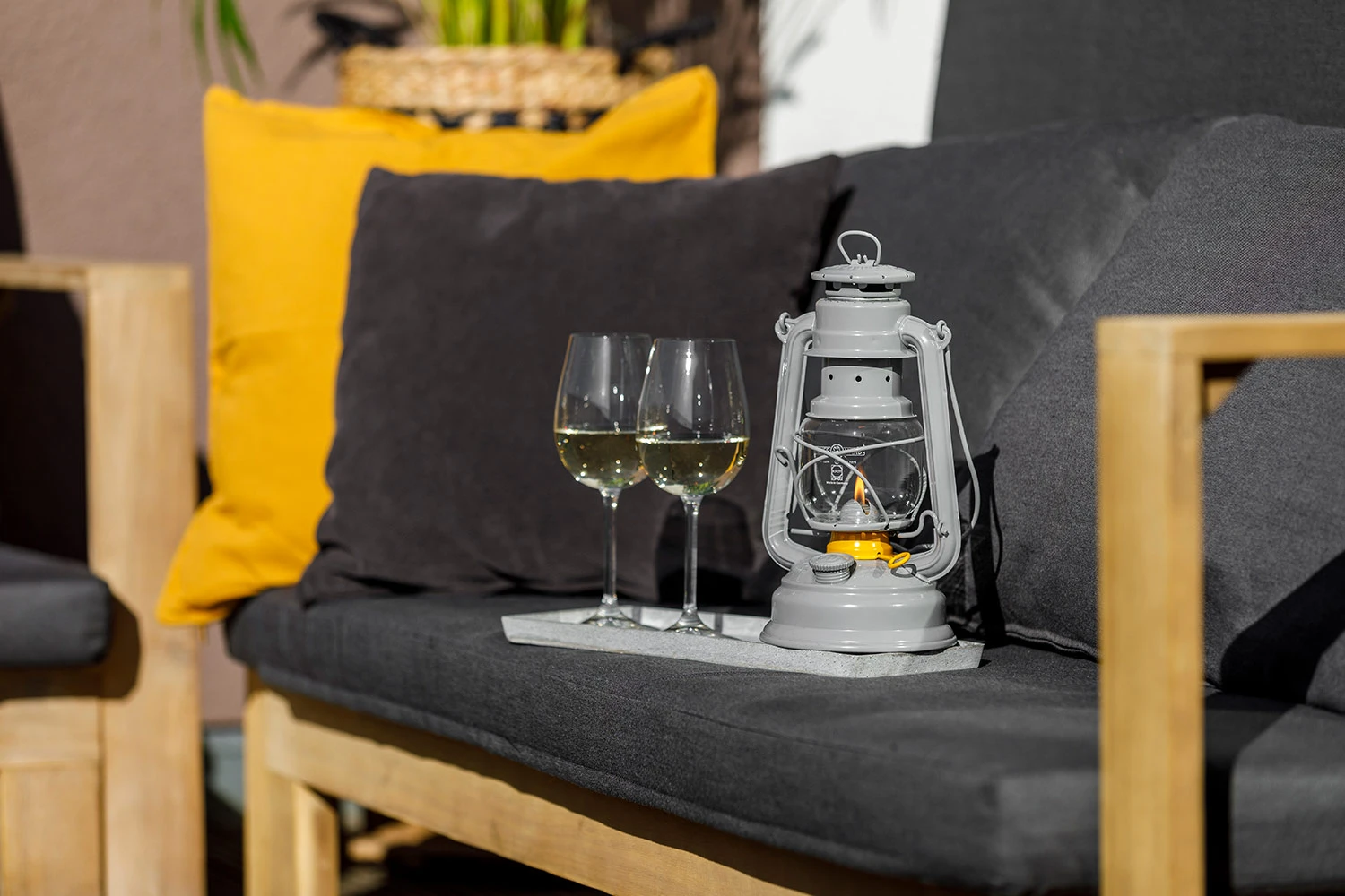 Feuerhand Sturmlaterne 276 Nordicgrey 3 Feuerhand Sturmlaterne 276 Nordicgrey