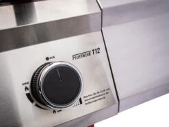 Grillfürst G510G 5-Brenner Gasgrill Mit Hochtemperaturbrenner Und Gusseisen Rosten - Feuerwehr Edition -GrillWelt Verkäufe G510G FW Feuerwehrgrill Foto freigestellt 20