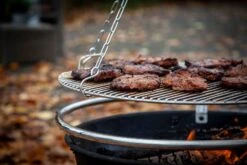 Grillfürst Dreibein Für Dutch Oven Oder Schwenk Grillrost / Höhenverstellbar, Inkl. Kette Und Haken -GrillWelt Verkäufe Grillfuerst Dreibein Grillrost befestigung