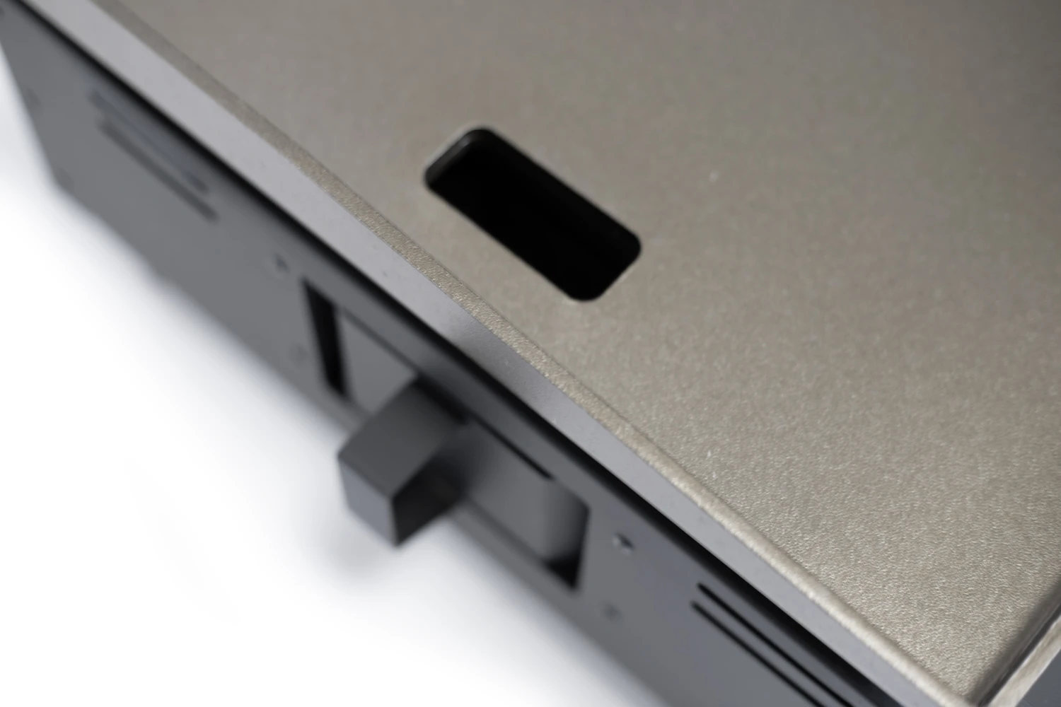 Grillfürst Plancha Grill - 2 Brenner Mit Insgesamt 7 KW Und Edelstahl Plancha - Inkl. 2 Stk. Plancha Spatel Und Grillzange 8 Grillfürst Plancha Grill - 2 Brenner Mit Insgesamt 7 KW Und Edelstahl Plancha - Inkl. 2 Stk. Plancha Spatel Und Grillzange – Bild 6