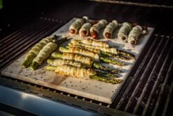 Grillfürst G620E 6-Brenner Gasgrill Mit Hochtemperaturbrenner, Heckbrenner Und Edelstahl Rosten -GrillWelt Verkäufe Grillfuerst Gasgrill G620E Spargel Sausage Teigmantel