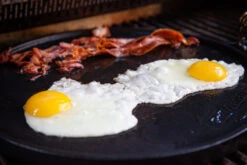 Grillfürst Universal Grillplatte Rund / Wendeplatte Aus Gusseisen Ø 35 Cm -GrillWelt Verkäufe Grillplatten und Burger mit Camembert 10