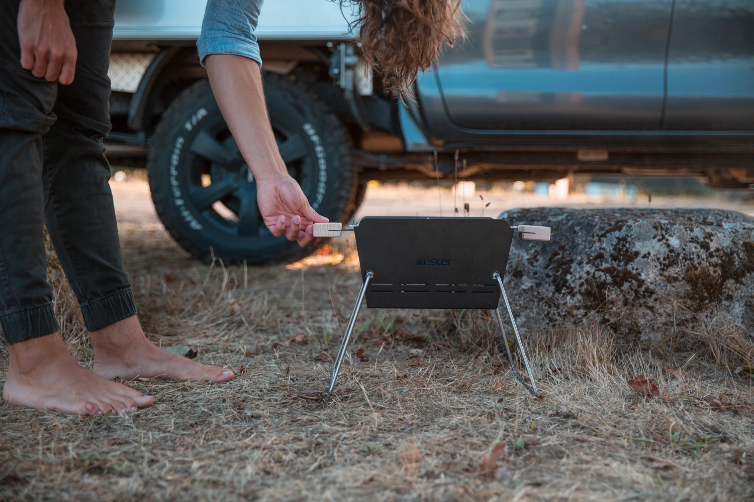 Knister Grill Small - Holzkohle Kompaktgrill 13 Knister Grill Small - Holzkohle Kompaktgrill – Bild 11