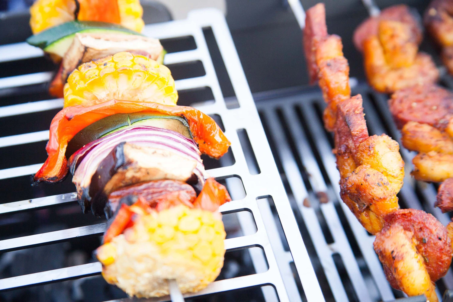 Knister Grill Original - Ausziehbarer Holzkohle Kompaktgrill 19 Knister Grill Original - Ausziehbarer Holzkohle Kompaktgrill – Bild 17