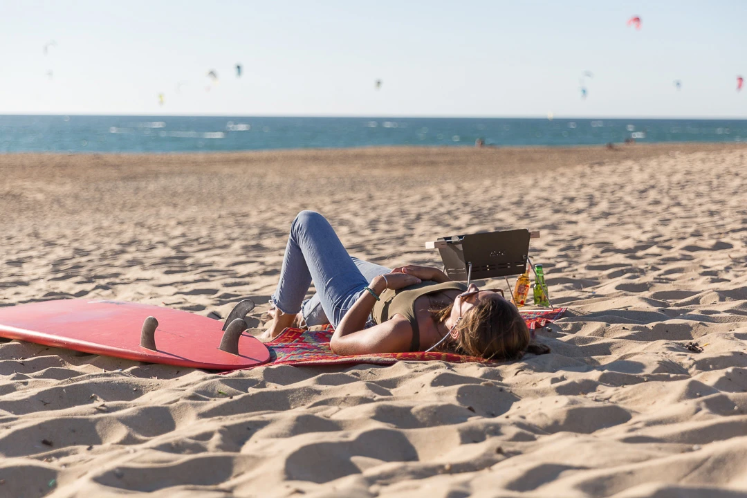 Knister Grill Small - Holzkohle Kompaktgrill 10 Knister Grill Small - Holzkohle Kompaktgrill – Bild 8