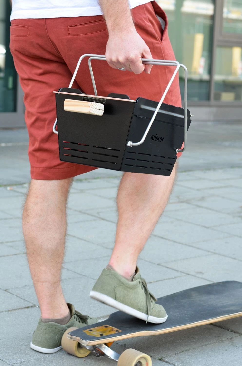 Knister Grill Original - Ausziehbarer Holzkohle Kompaktgrill 17 Knister Grill Original - Ausziehbarer Holzkohle Kompaktgrill – Bild 15