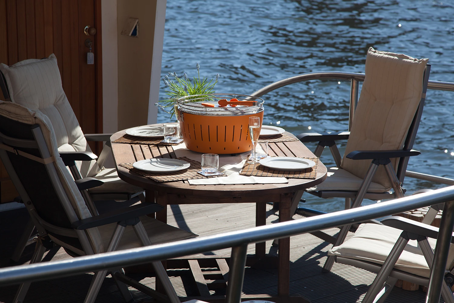 LotusGrill XL - Holzkohle Tischgrill - Mandarineorange Inkl. Tasche 3 LotusGrill XL - Holzkohle Tischgrill - Mandarineorange Inkl. Tasche