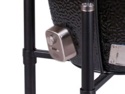 Monolith Grill LeCHEF BBQ GURU - PRO-Serie 2.0 Schwarz - MIT Gestell Und Seitentischen 9 Monolith Grill LeCHEF BBQ GURU - PRO-Serie 2.0 Schwarz - MIT Gestell Und Seitentischen -GrillWelt Verkäufe Monolith BBQ Guru Version 2