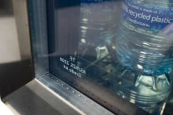 Napoleon Outdoor - Kühlschrank, 135 Liter, Rechtsdrehende Tür Mit Doppelverglasung Und LED Beleuchtung - Wasserdicht Nach IP24 -GrillWelt Verkäufe Napoleon Kuehlschrank Doppelglas Tuer