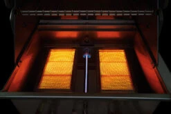 Napoleon Prestige Pro 825-3 Edelstahl Einbaugrill Gas - Inkl. Drehspieß - Modell 2023 -GrillWelt Verkäufe Napoleon Prestige PRO825 doppelte Sizzle Zone