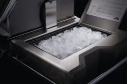 Napoleon Prestige Pro 665-3 Edelstahl Gasgrill Inkl. Drehspieß - Modell 2023 29 Napoleon Prestige Pro 665-3 Edelstahl Gasgrill Inkl. Drehspieß - Modell 2023 -GrillWelt Verkäufe Napoleon Prestige Pro 665 Eisfach