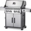 Napoleon Rogue SE 525 Edelstahl Gasgrill Mit Sizzle Zone Und Heckbrenner - Modell 2023 2 Napoleon Rogue SE 525 Edelstahl Gasgrill Mit Sizzle Zone Und Heckbrenner - Modell 2023 -GrillWelt Verkäufe Napoleon Rogue RSE 525 Edelstahl Gasgrill