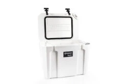 Petromax Kühlbox 25 Liter Alpenweiß - Grillfürst DEAL Inkl. Sitzkissen, Haft-Unterlage Und Einsatzkorb 17 Petromax Kühlbox 25 Liter Alpenweiß - Grillfürst DEAL Inkl. Sitzkissen, Haft-Unterlage Und Einsatzkorb -GrillWelt Verkäufe Petromax Kuehlbox kx25 alpenweiss open