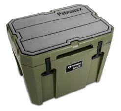 Petromax Haft-Auflage Für Kühlbox Kx25 Grau Mit Linien -GrillWelt Verkäufe Petromax kx25 padg l Haft Auflage Kuehlbox kx25 oliv grau Linien 2 1625147078