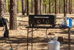 Pit Boss Plancha Grill Ultimate Plancha 2-Brenner - Mit Untergestell -GrillWelt Verkäufe Pit Boss Planchagrill Tischgrill Ultimate 2 Brenner