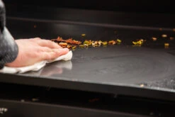 Pit Boss Planchagrill Ultimate Plancha 5-Brenner - Grillstation 22 Pit Boss Planchagrill Ultimate Plancha 5-Brenner - Grillstation -GrillWelt Verkäufe Pit Boss Planchagrill Ultimate 5 Brenner leichte Reinigung