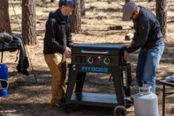 Pit Boss Plancha Grill Ultimate Plancha 2-Brenner - Mit Untergestell -GrillWelt Verkäufe Pit Boss Planchagrill Ultimate Plancha 2 Brenner Kompaktgrill