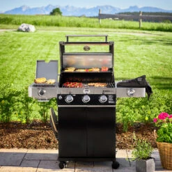 Rösle Gasgrill Videro G3-S VARIO+ Schwarz - Modell 2023 23 Rösle Gasgrill Videro G3-S VARIO+ Schwarz - Modell 2023 -GrillWelt Verkäufe Roesle Gasgrill Videro G3 S Mood