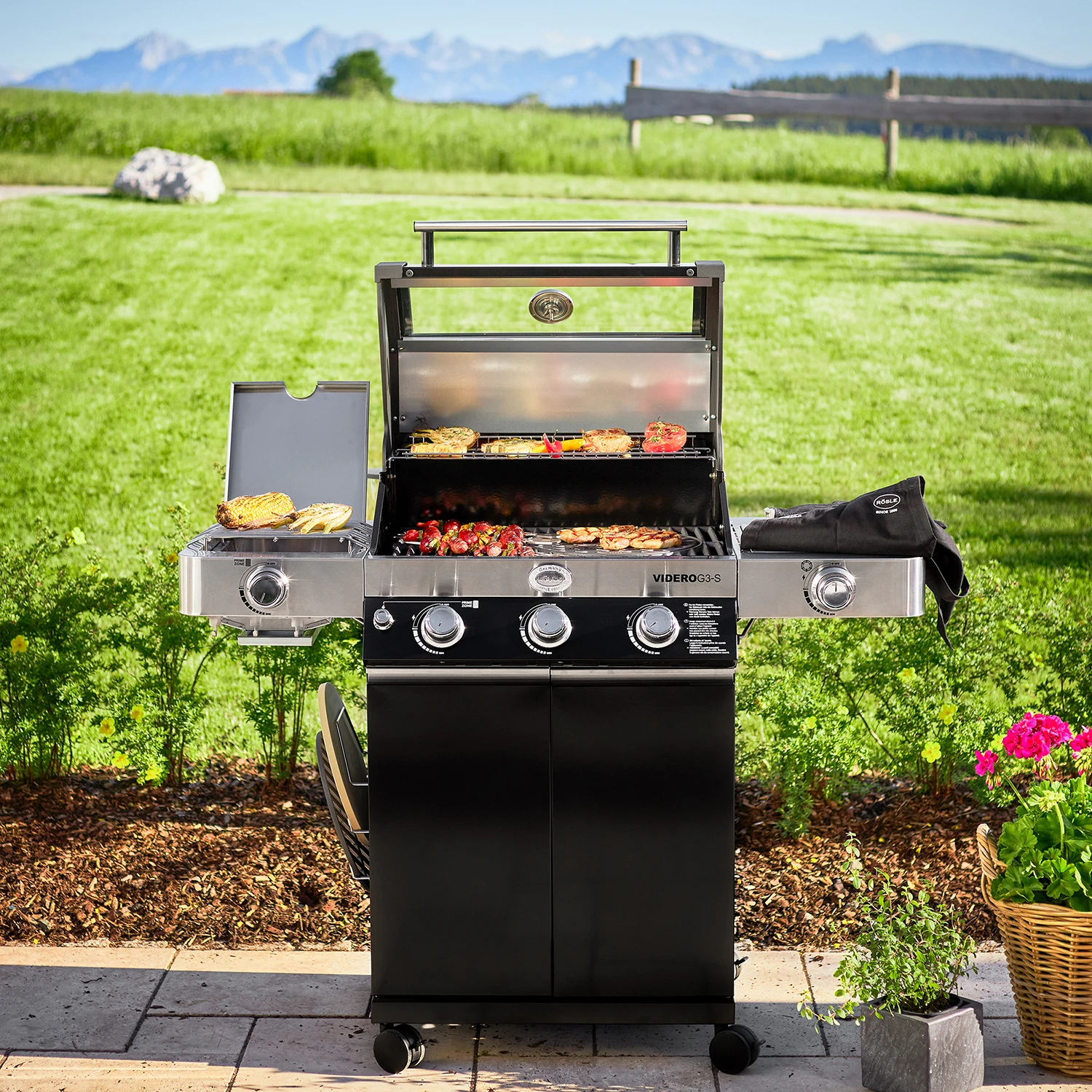 Rösle Gasgrill Videro G3-S VARIO+ Schwarz - Modell 2023 11 Rösle Gasgrill Videro G3-S VARIO+ Schwarz - Modell 2023 – Bild 9