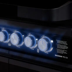 Rösle Gasgrill Magnum PRO G4-S Inkl. Abdeckhaube - Modell 2023 24 Rösle Gasgrill Magnum PRO G4-S Inkl. Abdeckhaube - Modell 2023 -GrillWelt Verkäufe Roesle Magnum Pro G4 S Drehregler beleuchtet 3