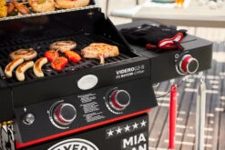 Rösle Videro G2-S VARIO+ Schwarz Gasgrill - FC Bayern Edition - Inkl. FC Bayern Abdeckhaube Und Grillbürste -GrillWelt Verkäufe Roesle Videro G2 S FC Bayern Grill 1