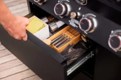 Rösle Gasgrill Videro Pro G6-S Vario+ Mattschwarz - Modell 2023 -GrillWelt Verkäufe Roesle Videro Pro G6 S Detail Schubladen