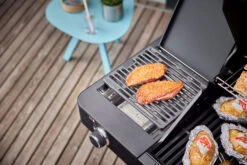 Rösle Gasgrill Videro Pro G4-S Vario+ Mattschwarz - Modell 2023 15 Rösle Gasgrill Videro Pro G4-S Vario+ Mattschwarz - Modell 2023 -GrillWelt Verkäufe Roesle Videro Pro Gasgrill Detail Primezone 1