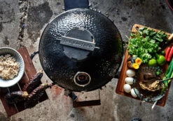 The Bastard Keramikgrill Classic Medium - Complete - Schwarz Glänzend - Modell 2023 -GrillWelt Verkäufe The Bastard Classic Medium Kamado Grill schwarz