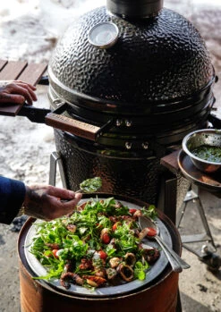 The Bastard Keramikgrill Classic Medium - Complete - Schwarz Glänzend - Modell 2023 -GrillWelt Verkäufe The Bastard Classic Medium Keramikgrill Deckel