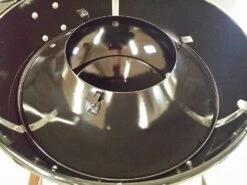 Outdoorchef Gas Kugelgrill Montreux 570 G 32 Outdoorchef Gas Kugelgrill Montreux 570 G -GrillWelt Verkäufe outdoorchef montreux 570 grosser trichter b 18 127 99